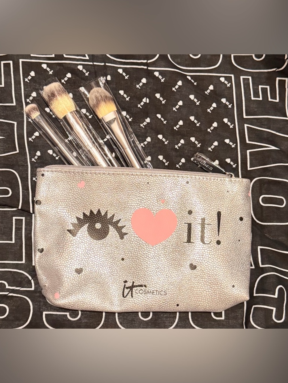 it Cosmetic’s Brush/ Bag Bundle
